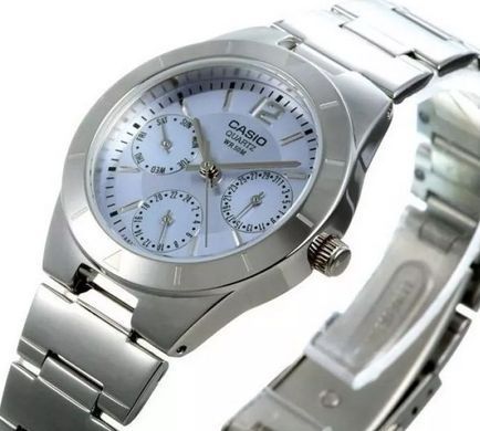 Годинник Casio LTP-2069D-2AVEF