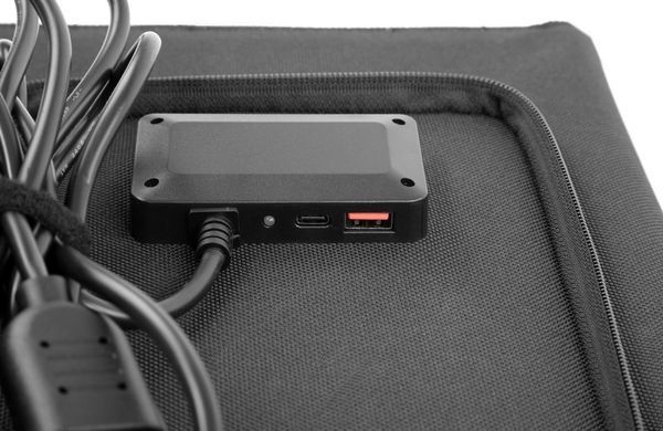 Портативна сонячна панель 2E 2E-LSFC-60&nbsp;60&nbsp;Вт, зарядний&nbsp;пристрій,&nbsp;DC,&nbsp;USB-С&nbsp;PD18W,USB-A&nbsp;24W