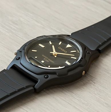 Годинник Casio AW-49HE-1AVDF