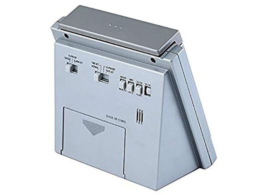 Будильник Casio DQ-750-8ER