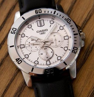 Годинник Casio MTP-VD300L-7E
