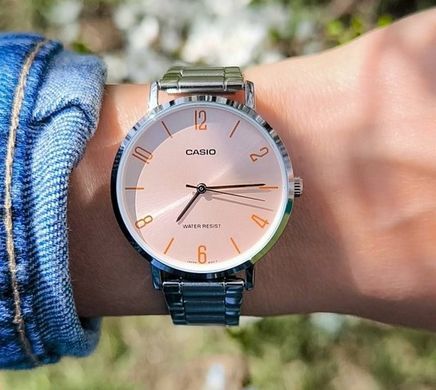Годинник Casio LTP-VT01D-4B2