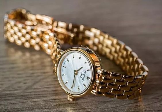 Часы Tissot T058.009.33.111.00